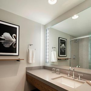 City View Guest Room Guest room 2 Queen City view